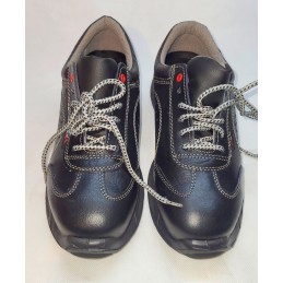 CORVETTE S1P SRC safety shoes with puncture protection